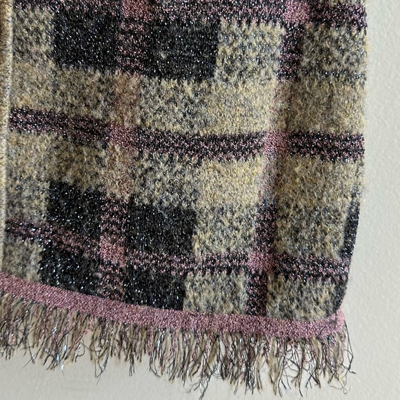 ZARA Tweed Plaid Skirt with Jewel Buttons - Size S (US 4, EUR S, MEX 26) - Picture 3 of 6